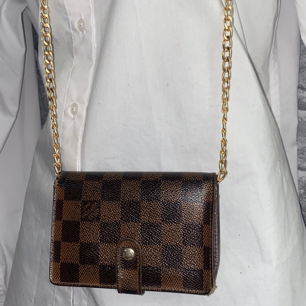 Authentic Louis Vuitton Damier Kisslock Wallet - Picture 3 of 16